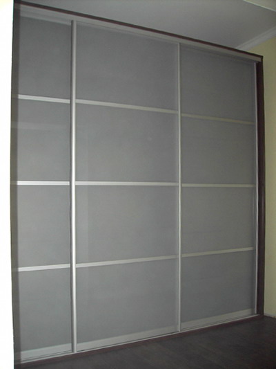 Двери для гардеробных комнат и внутреннее убранство – что модно?